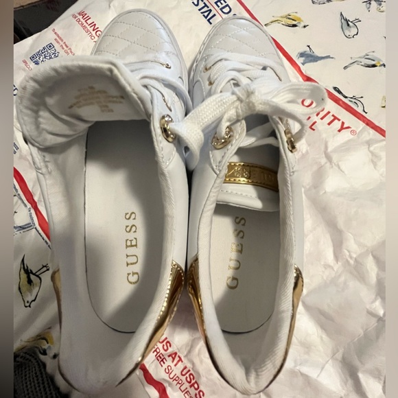 ๐๐ฆ๐ธ๐ฝ ๐๐พ๐ฎ๐ผ๐ผ ๐ผ๐ท๐ฎ๐ช๐ด๐ฎ๐ป๐ผ - Picture 2 of 9